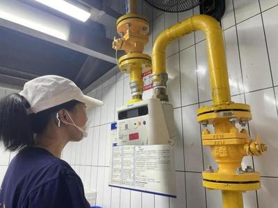 逐步告別"瓶裝氣"!雨花區(qū)全力推進(jìn)燃?xì)?quot;氣改電""瓶改管"工作